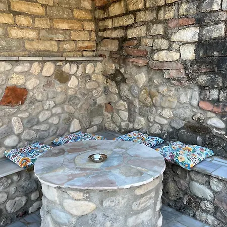 Stone House Kleopatra Apartmán Gjirokastër